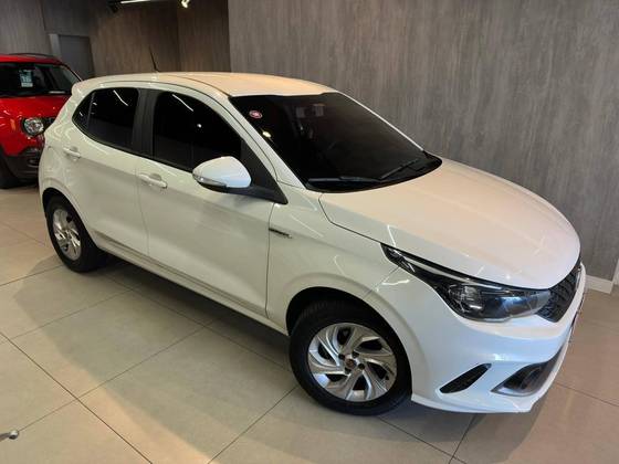 FIAT ARGO 1.3 FIREFLY FLEX DRIVE MANUAL FIAT ARGO 1.3 FIREFLY FLEX DRIVE MANUAL